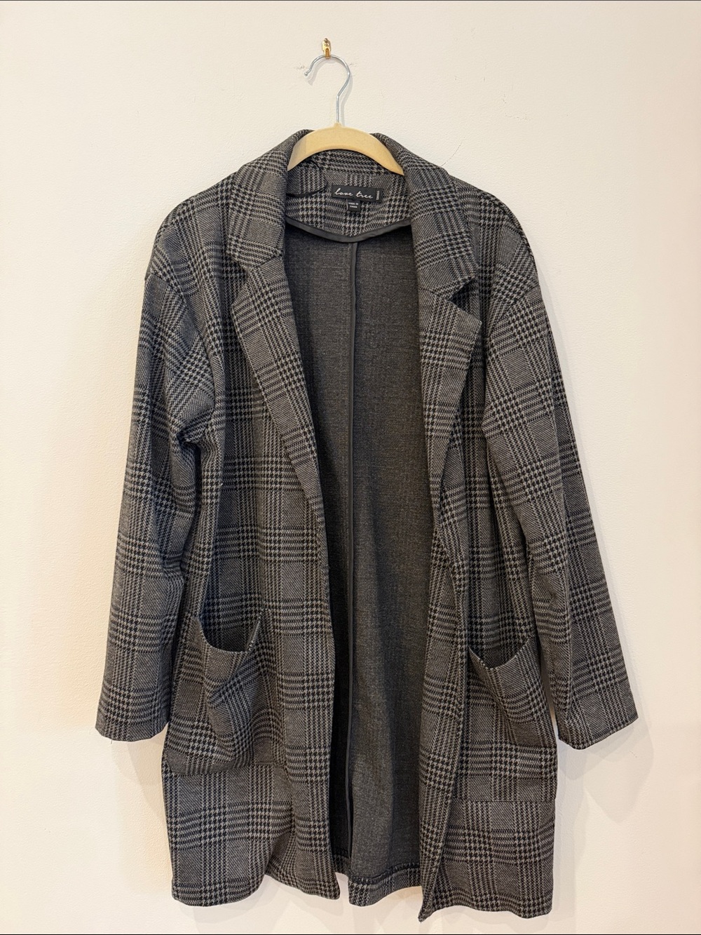 Love Tree Black and Gray Houndstooth Open Cardigan